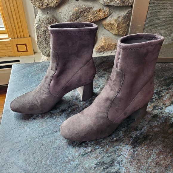 Ann Taylor Brown Micro Suede Stretch Booties Size 8.5M - Picture 15 of 16